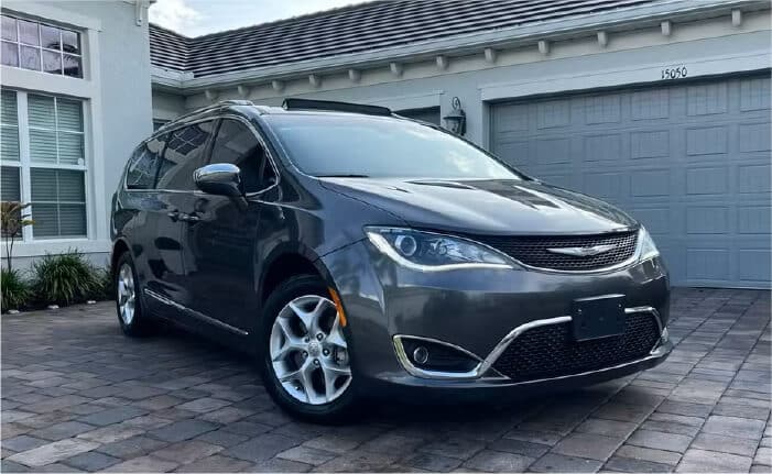Chrysler Pacifica 2020 car rental en miami